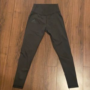Black Adidas Climate Leggings!
